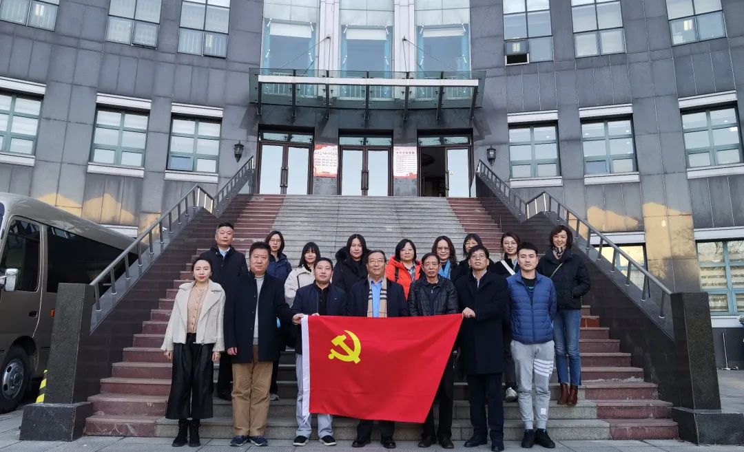 党建引领，搭建学习交流平台